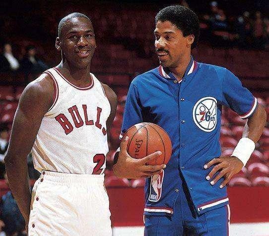 场馆因素在 场馆因素在