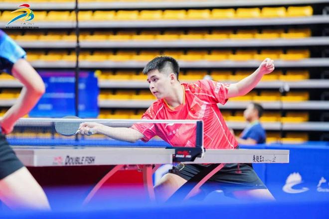 他以其独特 他以其独特