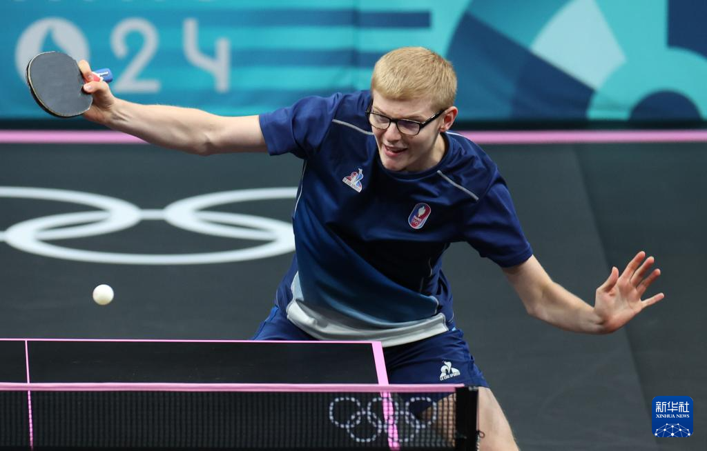 际合作与更 际合作与更