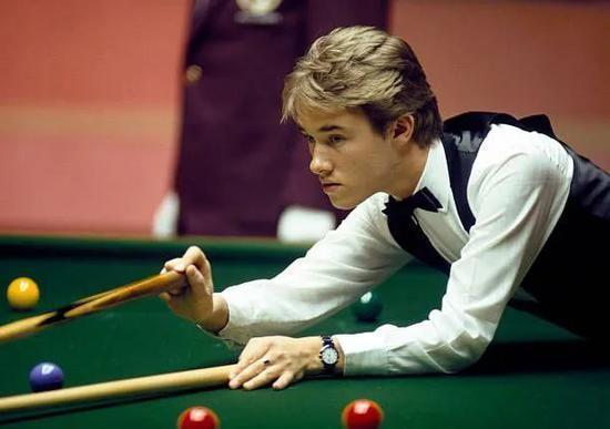 后对手持双 后对手持双